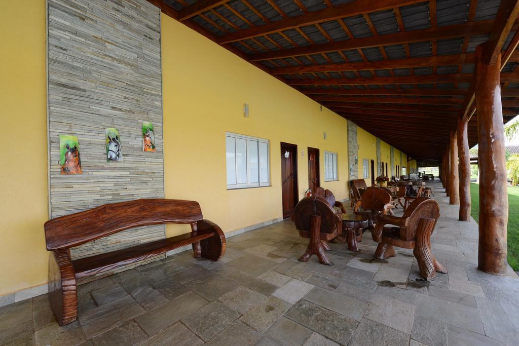 Pousada Haras Santa Rita Pocone Exterior photo